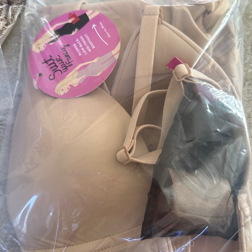 NWT 🆕SPANX Suit Your Fancy Convertible Strap Bodysuit! Color nude retail $148 - Picture 8 of 8